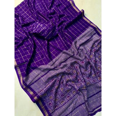  Sharmila Mul Cotton Checks With Designer Zari Border Saree Wholesaler